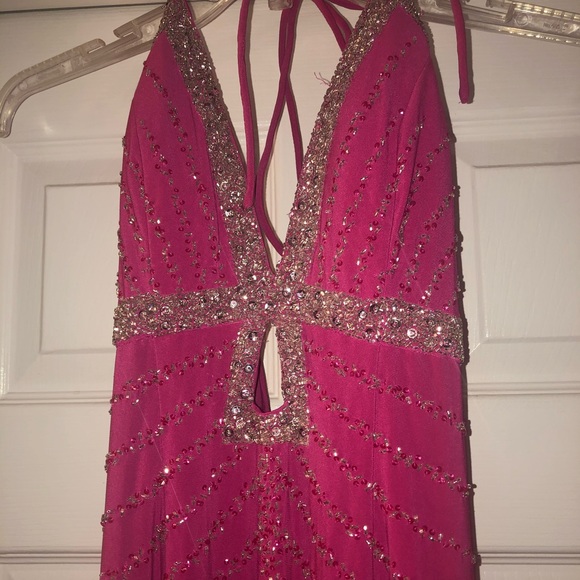 Sean Collection Prom Dress - Picture 2 of 4